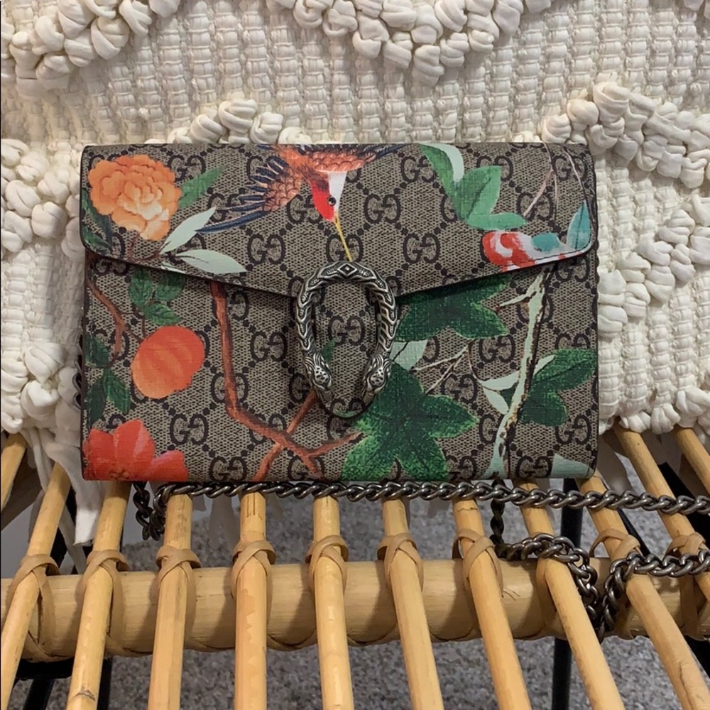 Gucci tan crossbody purse